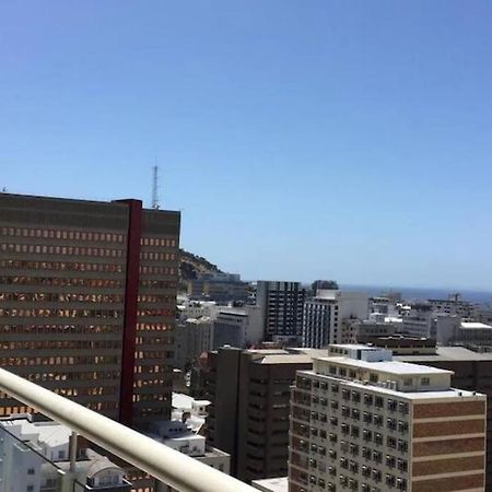Modern, Trendy And Comfortable 2 Bedroom Apartment In Cape Town Exterior photo