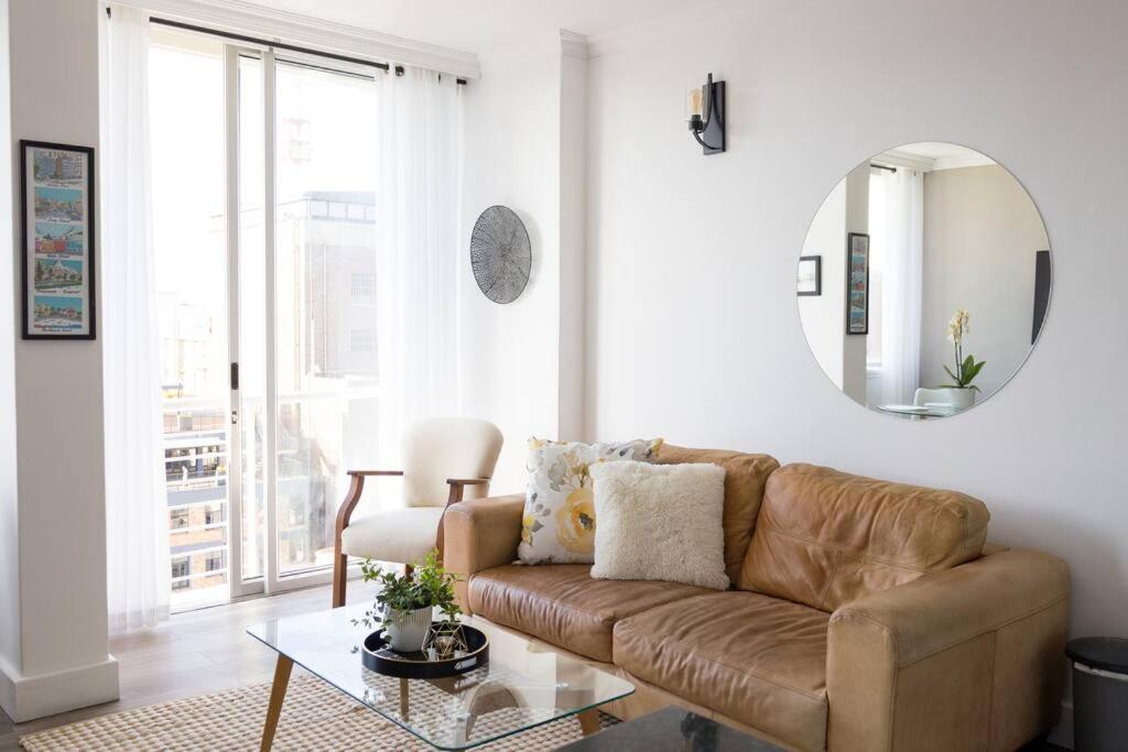 Modern, Trendy And Comfortable 2 Bedroom Apartment In Cape Town Exterior photo